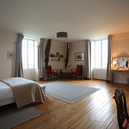 Saint-Germain-le-Guillaume La Sicorie Bed & Breakfast エクステリア 写真