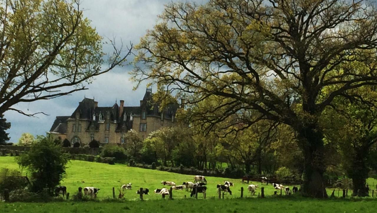 Saint-Germain-le-Guillaume La Sicorie Bed & Breakfast エクステリア 写真