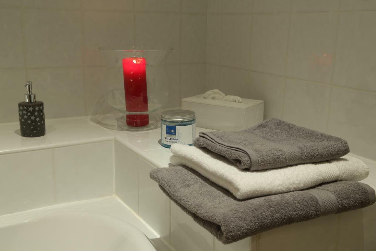 Saint-Germain-le-Guillaume La Sicorie Bed & Breakfast エクステリア 写真