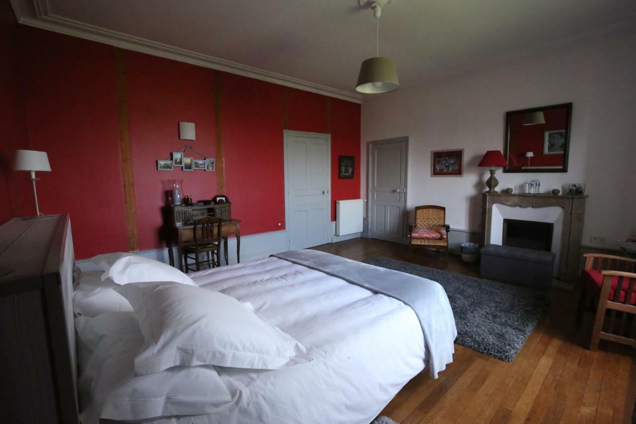 Saint-Germain-le-Guillaume La Sicorie Bed & Breakfast エクステリア 写真